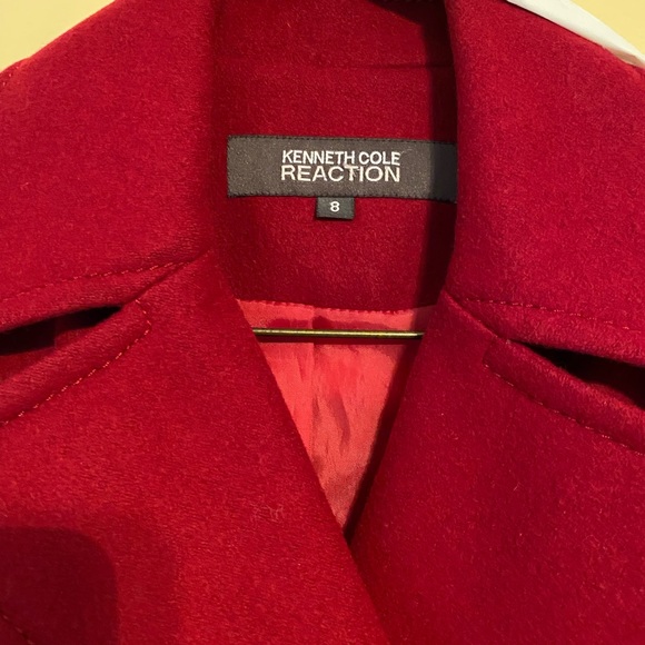 Woman’s Kenneth Cole dark red wool pea coat. Freshly dry cleaned. Size 8 - Picture 3 of 6